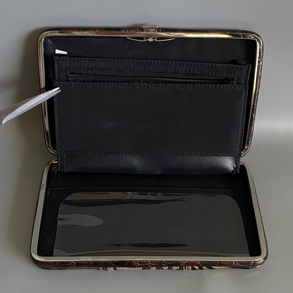 Structured Patchwork Hinged Multimedia Wallet - Picture 8 of 13